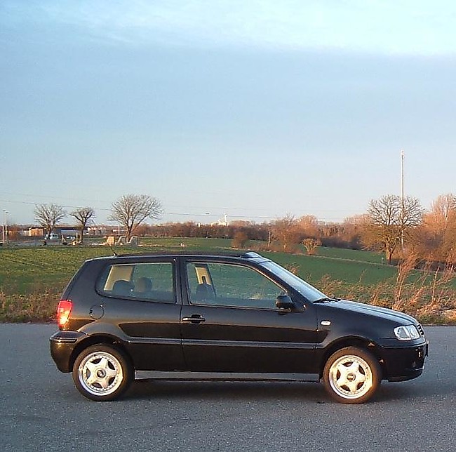 VW Polo 6N2