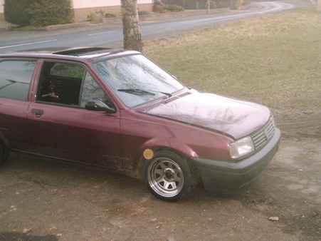 VW Polo 2F