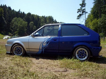 VW Polo 2F