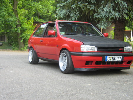 VW Polo 2F