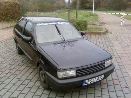 VW Polo 2F