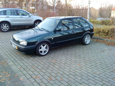 VW Polo 86C
