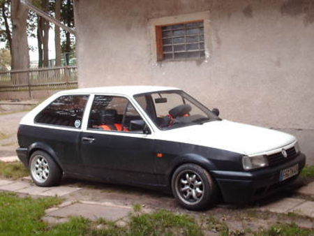 VW Polo 86C