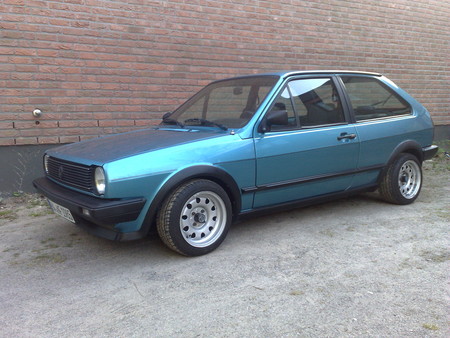 VW Polo 86C