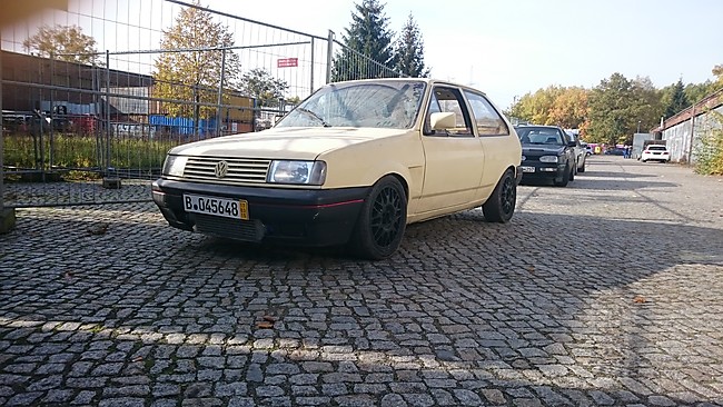 VW Polo 86C