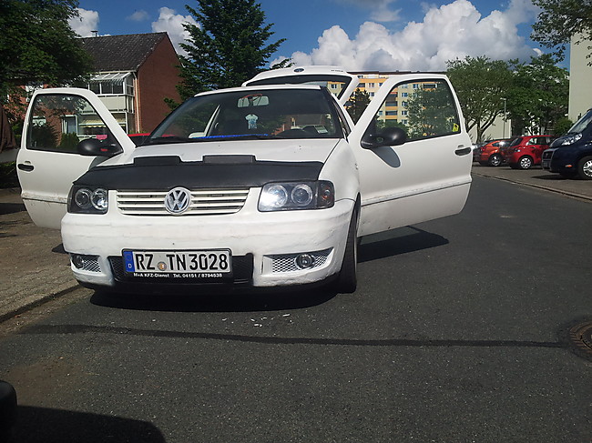 VW Polo 6N2