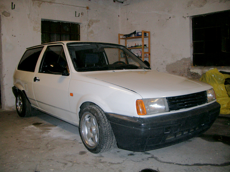 VW Polo 2F