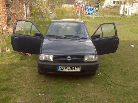 VW Polo 2F