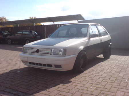 VW Polo 2F