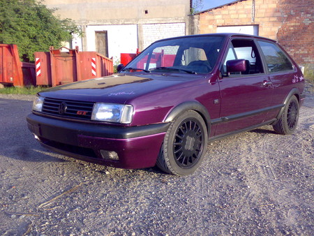 VW Polo 2F