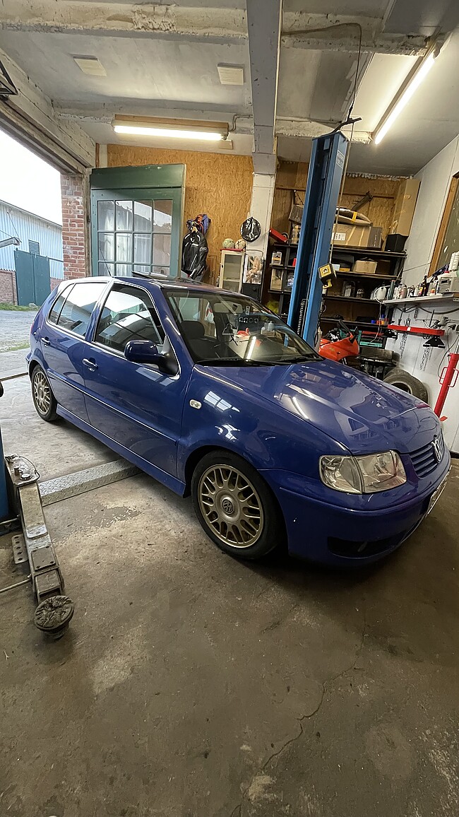 VW Polo 6N2