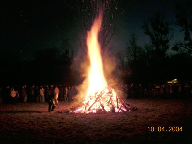 Anhang ID 44843 - Osterfeuer02.jpg