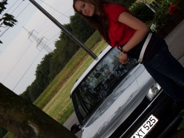 Anhang ID 123485 - dani und mein polo 2.jpg