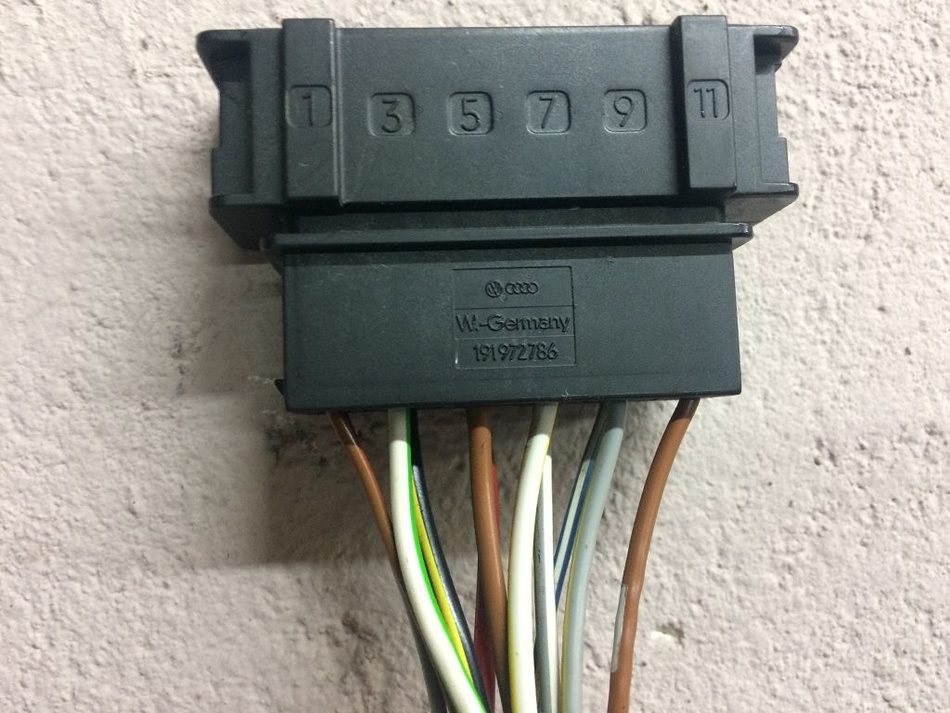 Anhang ID 197965 - Stecker Anzünder 1.JPG