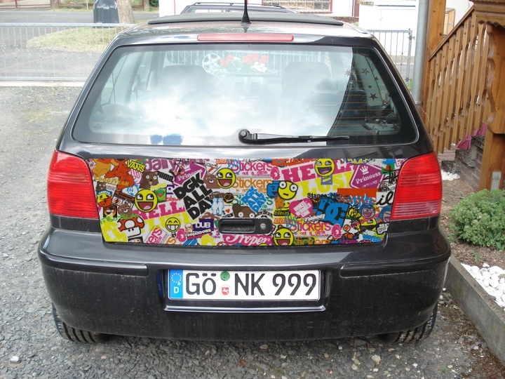 Anhang ID 159140 - Stickerbomb1.jpg