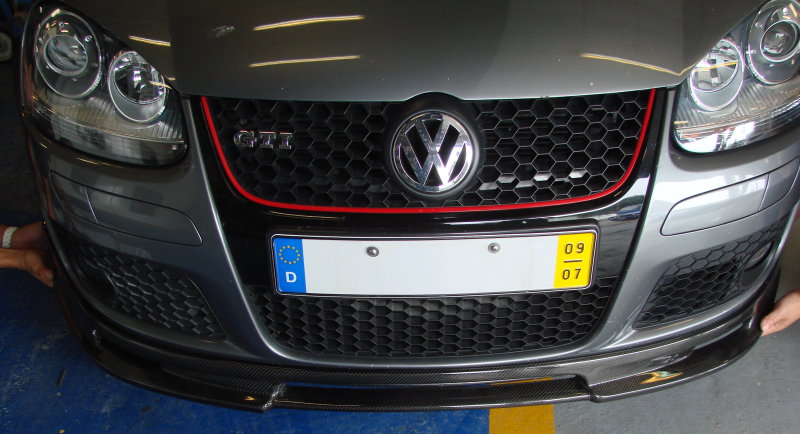 Anhang ID 87420 - Golf%205%20GTI%20%20style%20carbon%20front%20lip%20spoiler.jpg