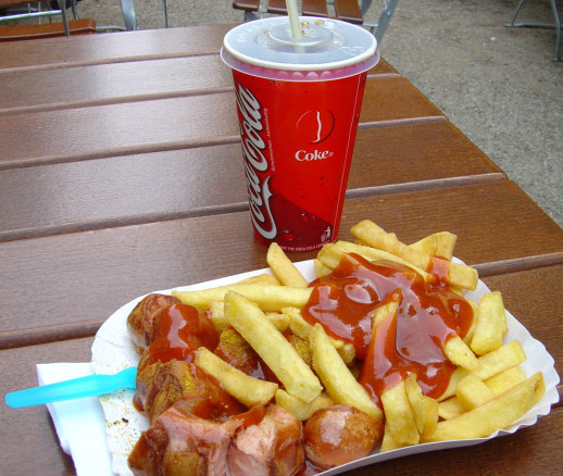 Anhang ID 94103 - Currywurst_mit_pommes.jpg