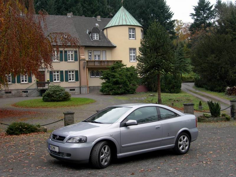 Anhang ID 49792 - Astra Coupe?.JPG