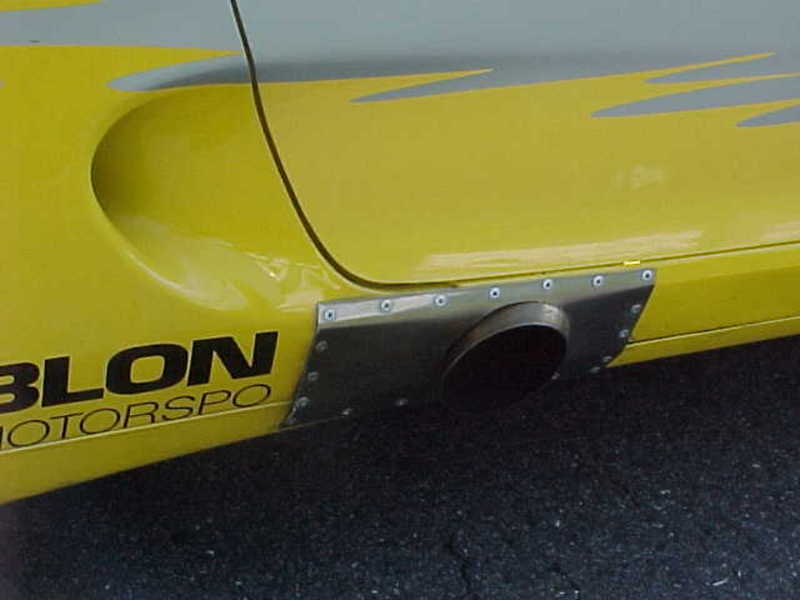 Anhang ID 18342 - hsupra-sidepipe.jpg