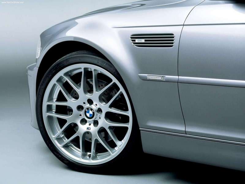 Anhang ID 59907 - BMW-M3_CSL_2003_1600x1200_wallpaper_0e.jpg