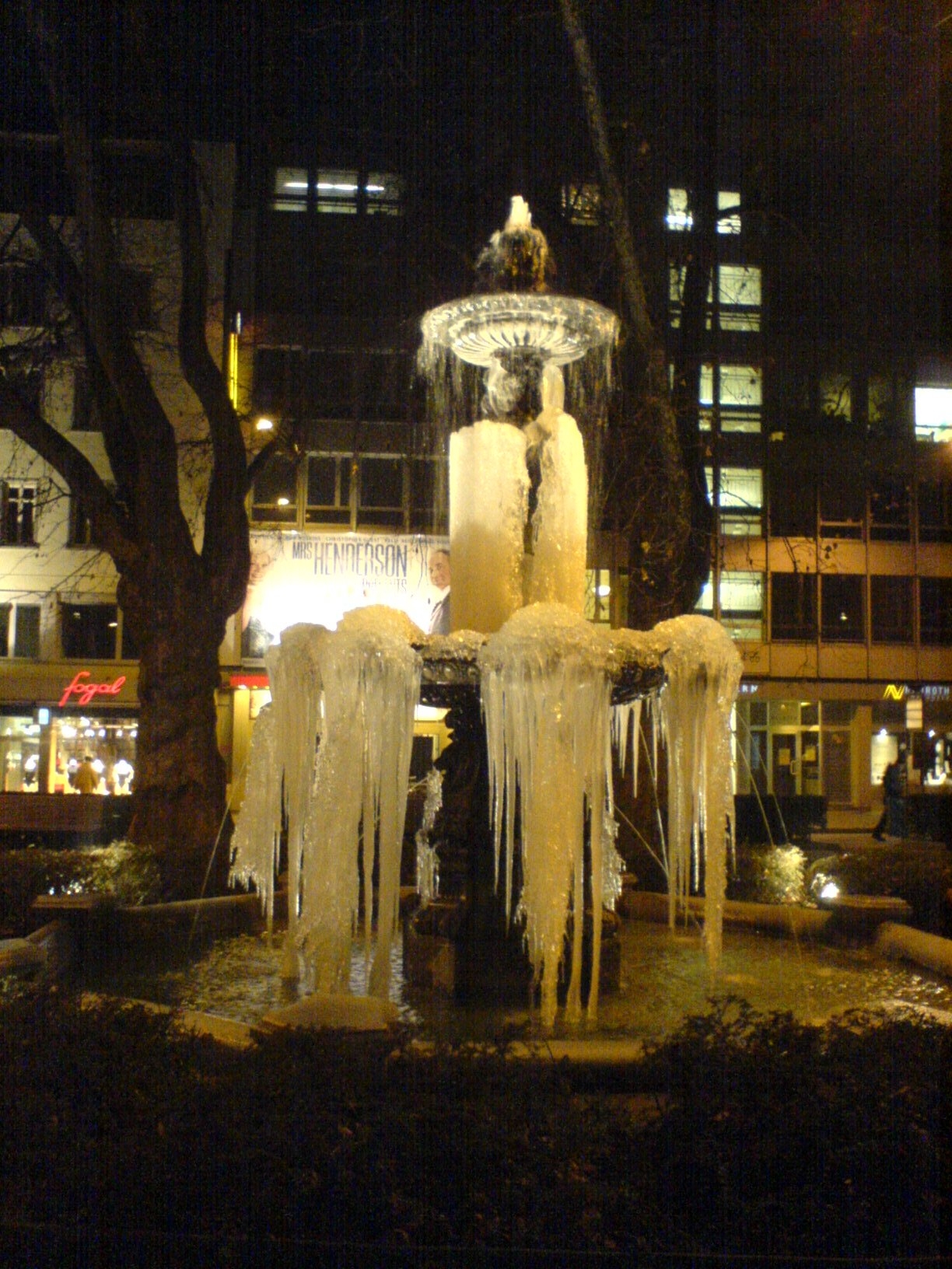 Anhang ID 10273 - brunnen.JPG