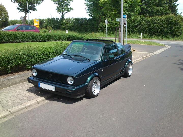 Anhang ID 183543 - golf cabrio clean nummernschild.JPG