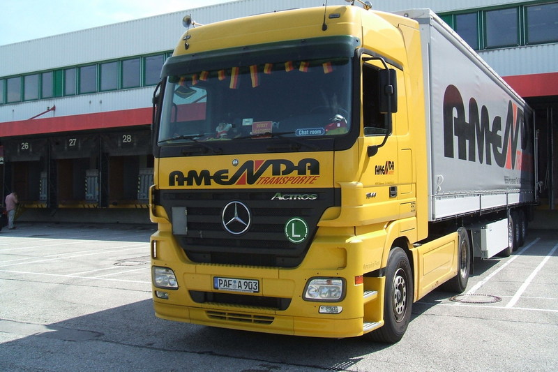 Anhang ID 48641 - actros11.jpg