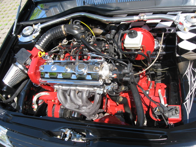 Motorraum - Bild 897
