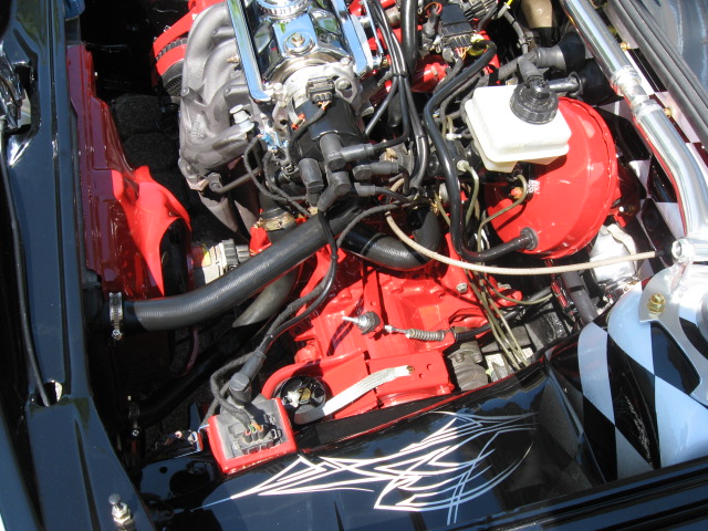 Motorraum - Bild 895
