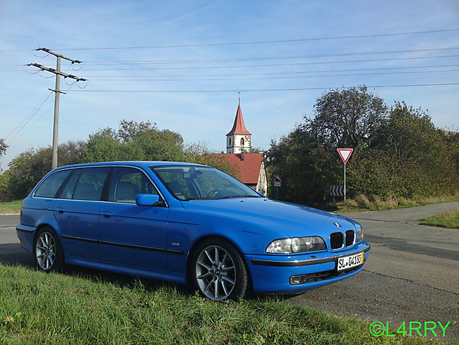 VW BMW 528i touring