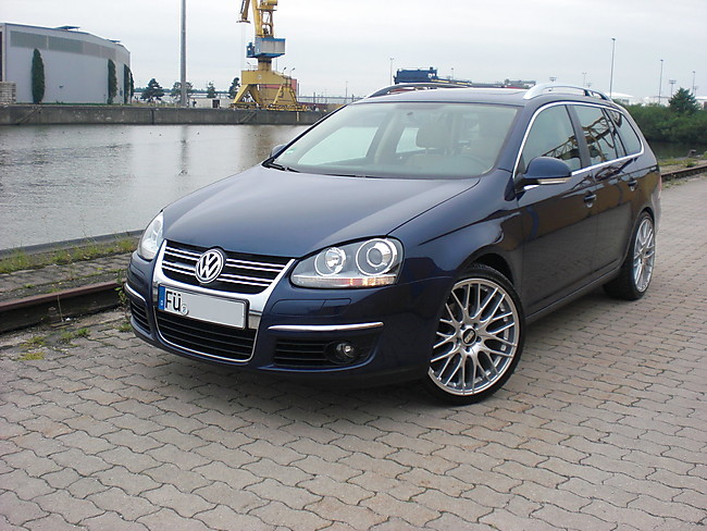 VW Golf Variant Sportline (1KM)