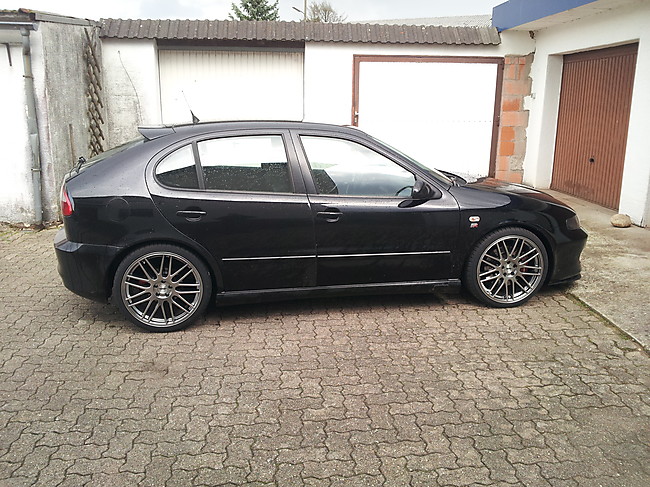 VW Seat Leon Cupra R